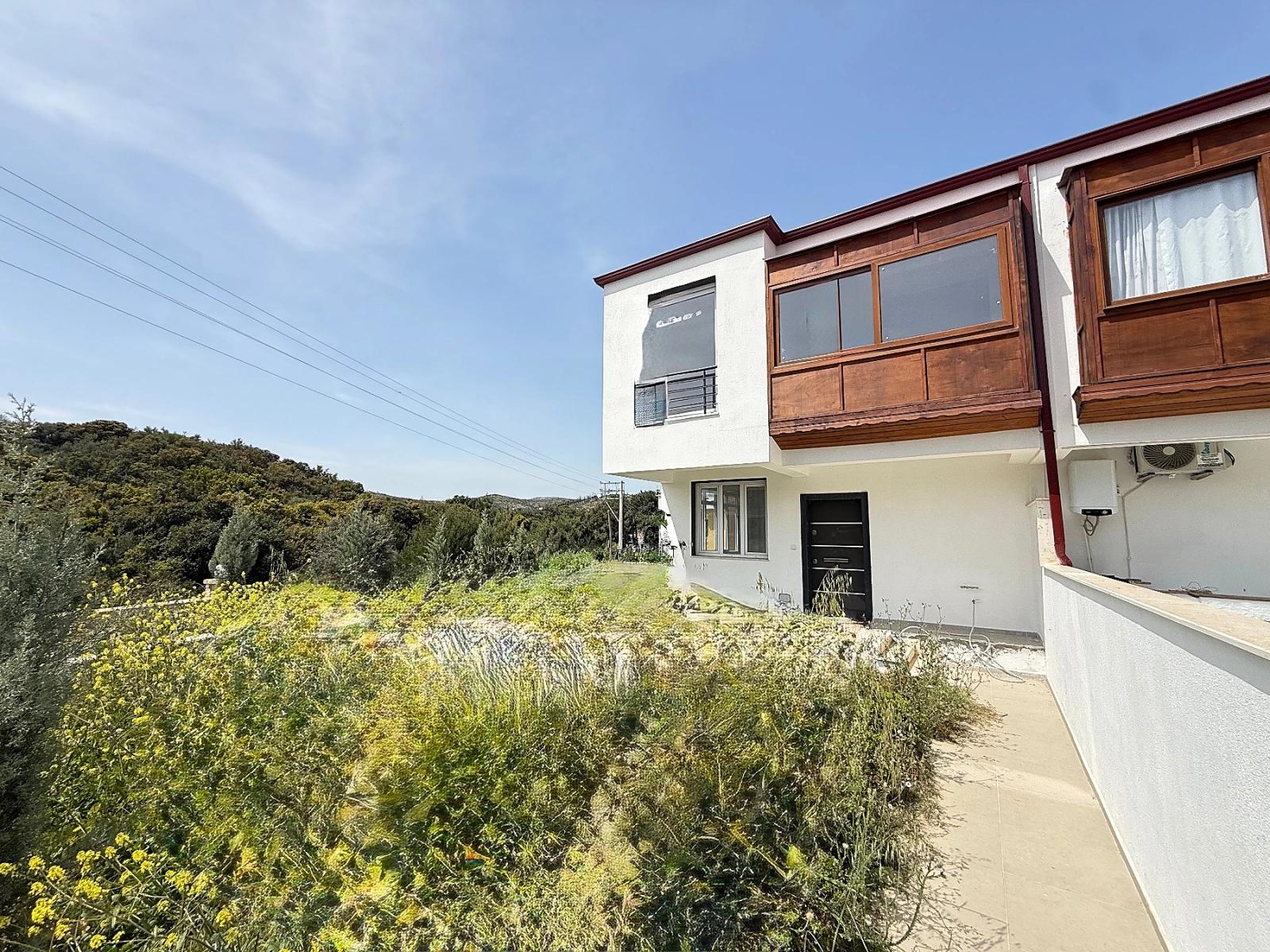 Großzügige 3+1 Villa/sommerhaus Zum Verkauf Zu Einem Erschwinglichen Preis In Doğanbey, Seferihisar