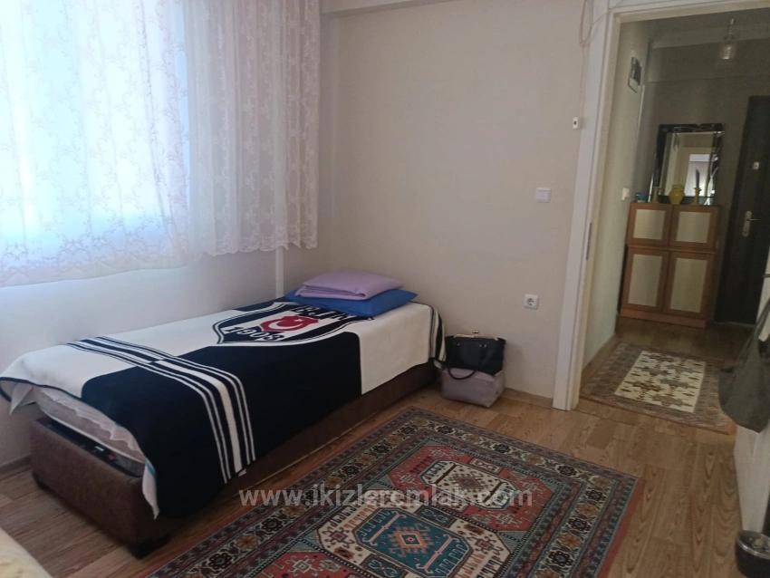 2+1 Mittelgeschosswohnung Zum Verkauf Im Zentrum Von Seferihisar Ürkmez