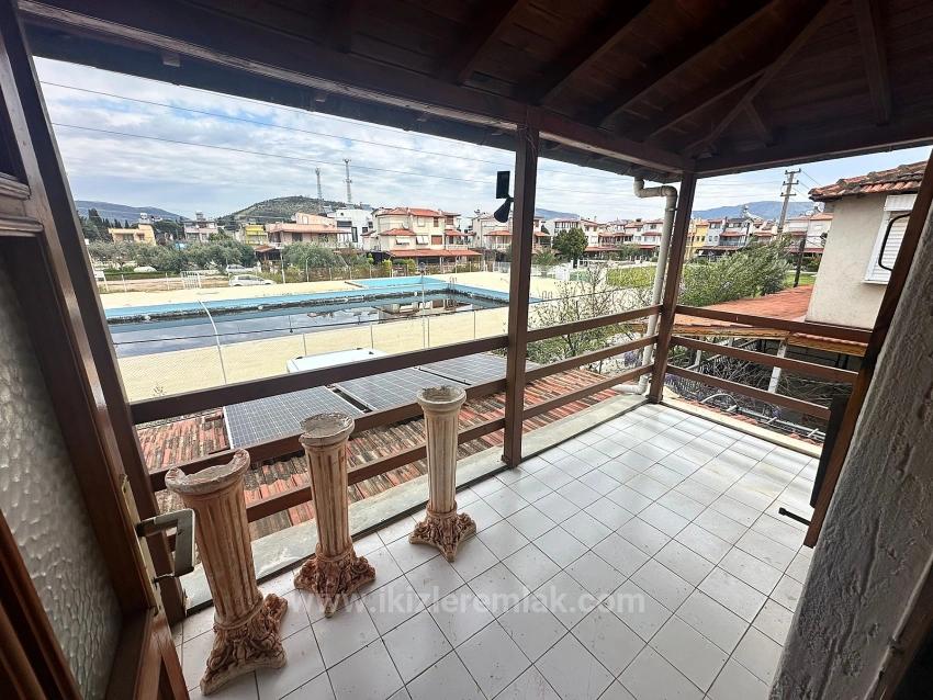 Freistehende Villa Mit 3+1 Schlafzimmern Und Privatem Pool In Doğanbey, Seferihisar Zu Verkaufen