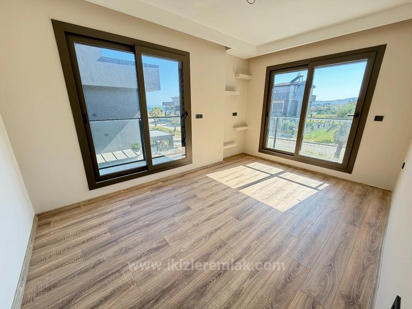 3+1 Ultra-Luxusvilla Mit Meerblick In Doğanbey Zu Verkaufen