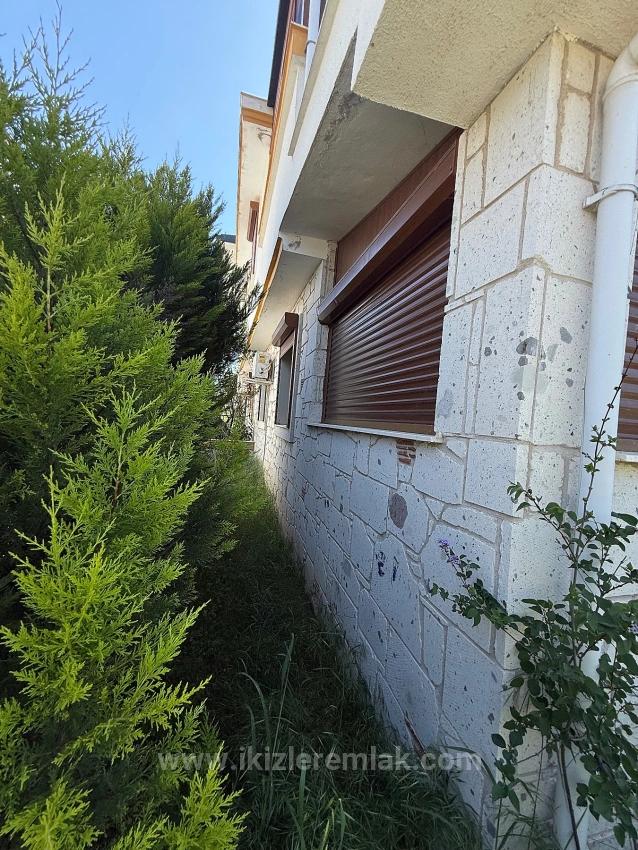 2+1 Voll Möblierte Villa Mit Garten In Doğanbey, Seferihisar Zu Verkaufen