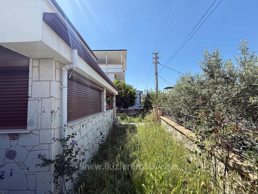 2+1 Voll Möblierte Villa Mit Garten In Doğanbey, Seferihisar Zu Verkaufen