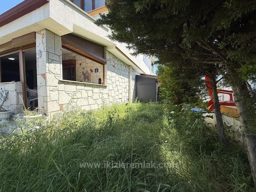 2+1 Voll Möblierte Villa Mit Garten In Doğanbey, Seferihisar Zu Verkaufen