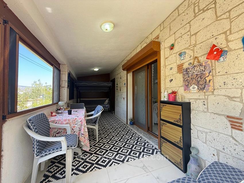 2+1 Voll Möblierte Villa Mit Garten In Doğanbey, Seferihisar Zu Verkaufen