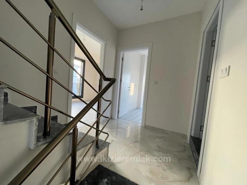 Brandneue Freistehende 3+1 Villa Mit Privatem Pool In Doğanbey, Seferihisar Zu Verkaufen.