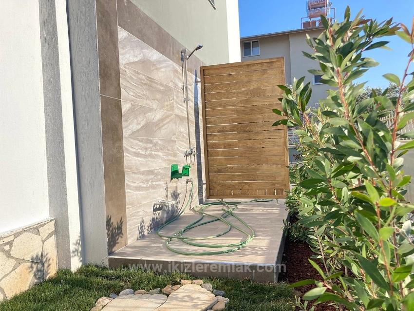 2+1 Villa Mit Meerblick Und Garten Zum Verkauf In Doğanbey, Seferihisar