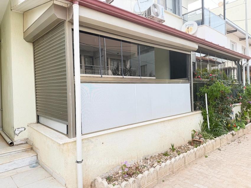 1+1 Erdgeschosswohnung In Ürkmez, 100 Meter Vom Meer Entfernt, Von İkizler.