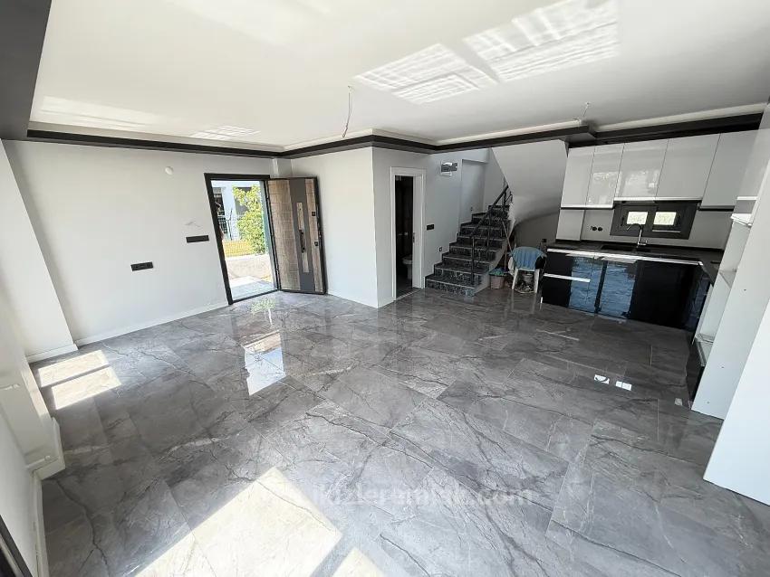 370 M² Garten, Freistehende 3+1-Zimmer-Villa In Meeresnähe In Doğanbey