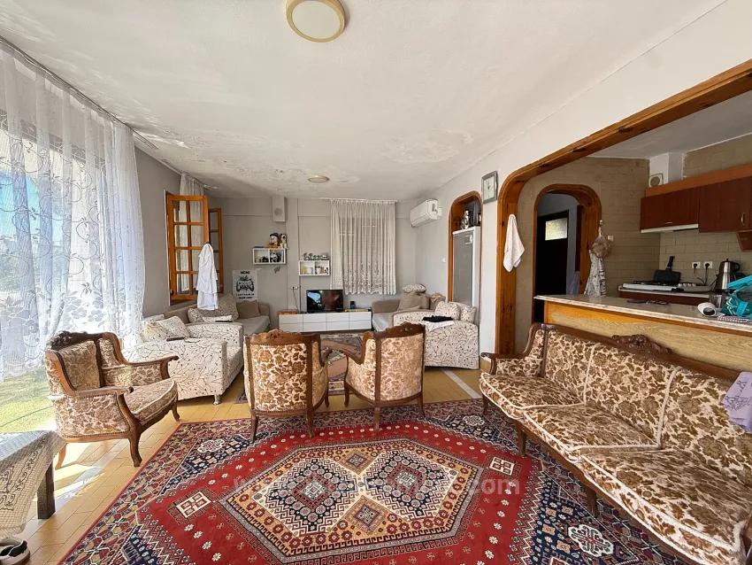 In Seferihisar Doğanbey Zu Verkaufen 3+1 Mit Meer 50M Gartenvilla