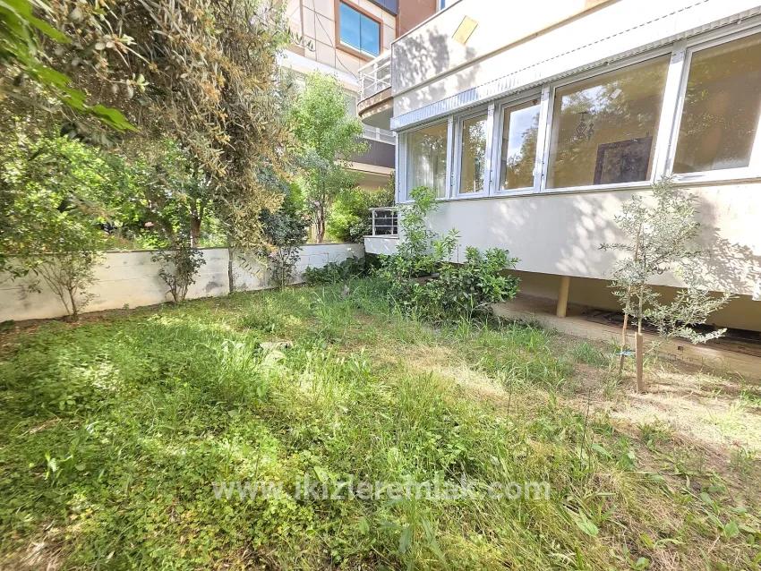 Zum Verkauf - Unabhängige Wohnung Mit Garten - In Gümüldür - 200 Mt Vom Meer Entfernt