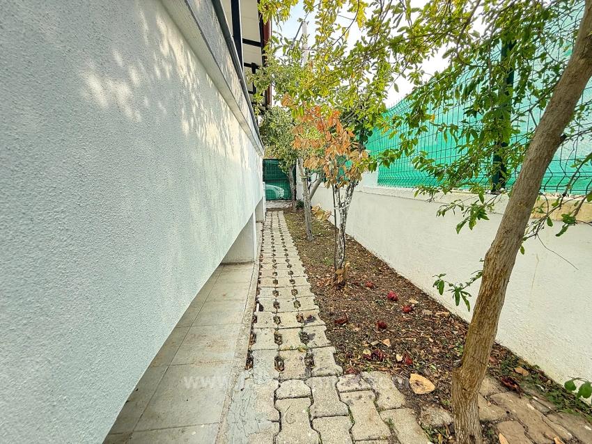 4+1 Villa Mit Großem Garten Zum Verkauf Im Seferihisar Doğanbey Center