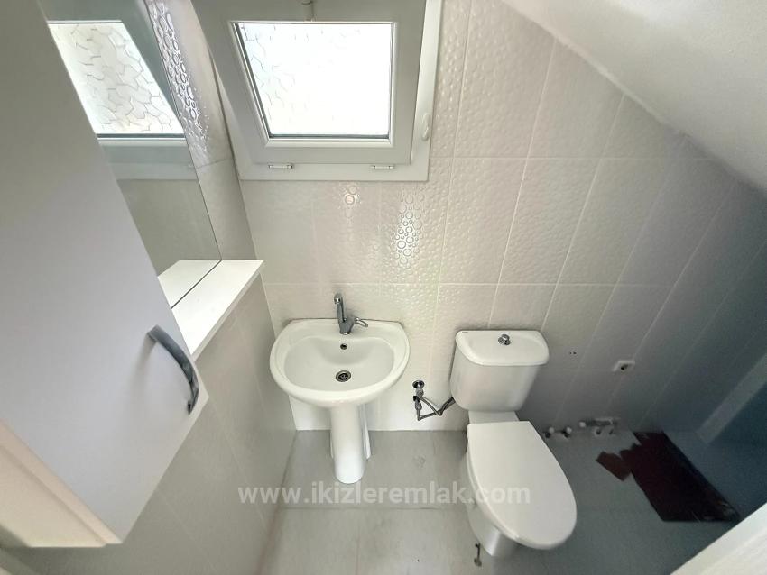 4+1 Villa Mit Großem Garten Zum Verkauf Im Seferihisar Doğanbey Center