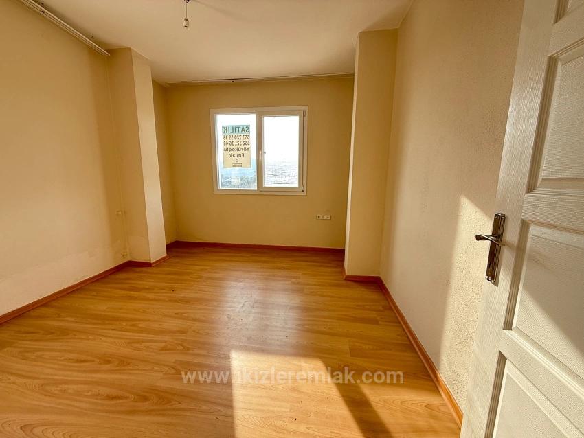 4+1 Villa Mit Großem Garten Zum Verkauf Im Seferihisar Doğanbey Center