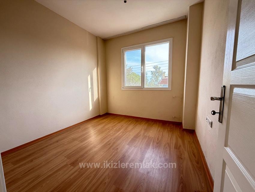 4+1 Villa Mit Großem Garten Zum Verkauf Im Seferihisar Doğanbey Center