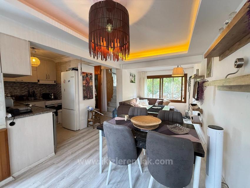 Dringender Verkauf 3+1 Villa Mit Großem Garten Im Zentrum Von Seferihisar Doğanbey