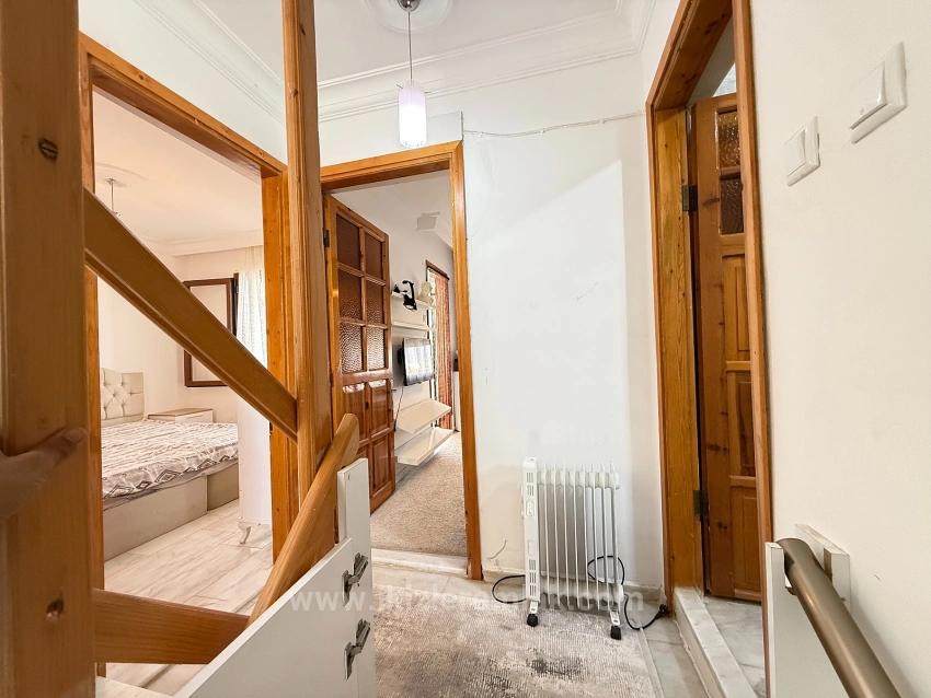 Dringender Verkauf 3+1 Villa Mit Großem Garten Im Zentrum Von Seferihisar Doğanbey