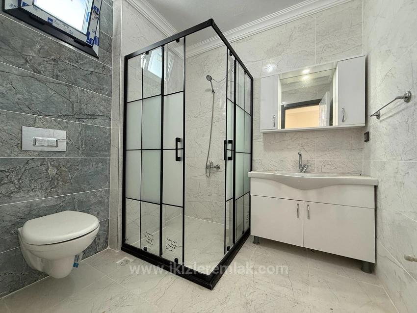 2+1-Maisonette-Sommerhaus Mit Großem Garten Und Meerblick In Seferihisar Doğanbey Zu Verkaufen