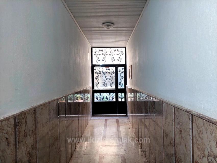 2+1 Mittelgeschosswohnung Zum Verkauf Im Zentrum Von Seferihisar Ürkmez