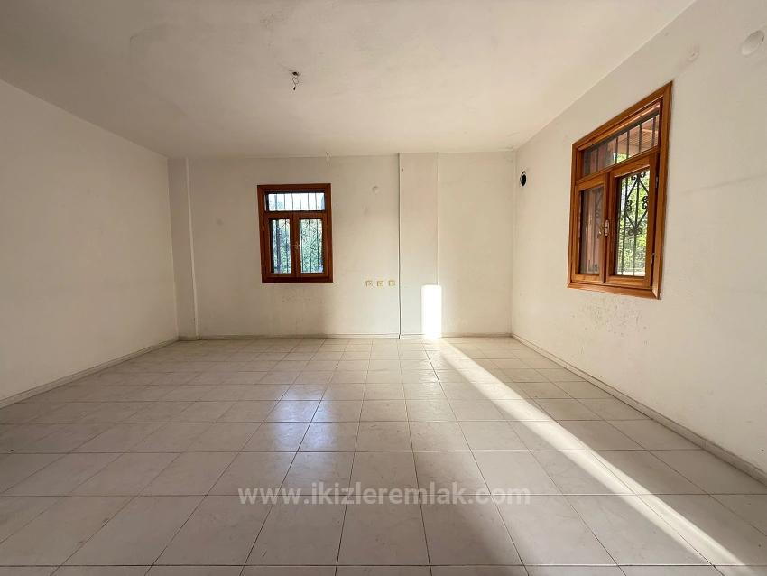 1+1 Wohnung Zum Verkauf 200 Meter Vom Meer Entfernt In Seferihisar Ürkmez