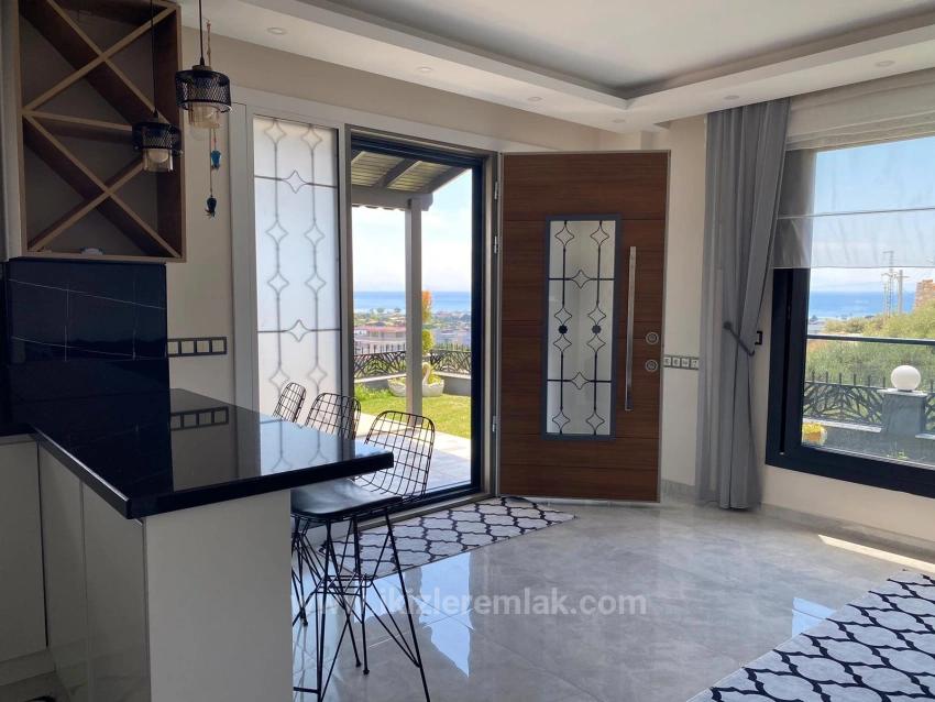 Freistehende Villa Mit 3+1 Schlafzimmern, Meerblick Und Pool In Seferihisar Doğanbey Zu Verkaufen