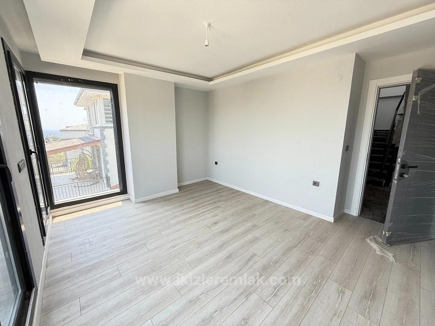 3+1 Villa Mit Meerblick Und Garten In Seferihisar Doğanbey Zu Verkaufen