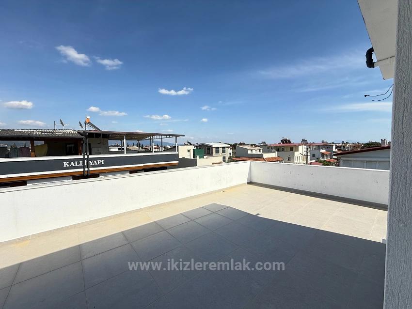 Freistehende 3+1-Maisonette-Villa Auf Einem 300 M2 Großen Grundstück In Seferihisar Doğanbey