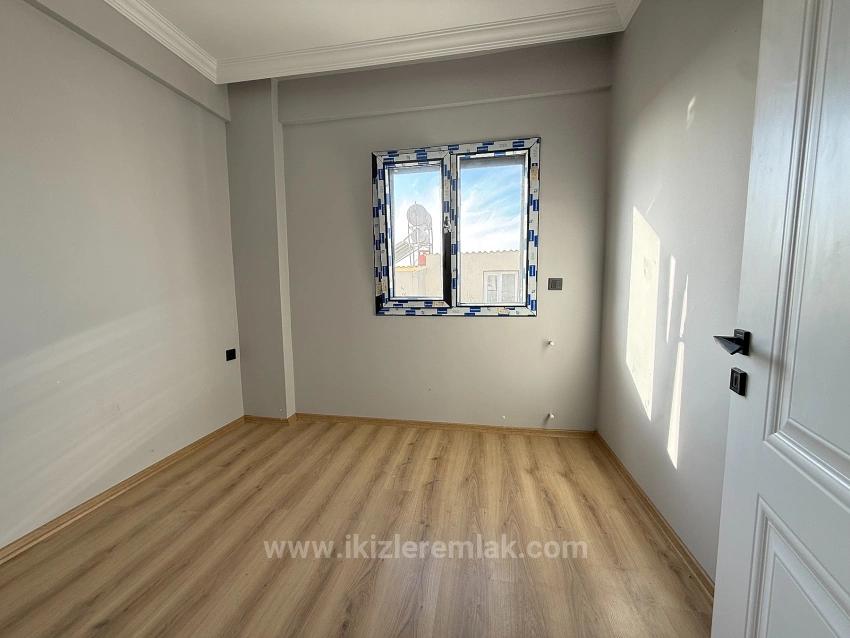 3+1 Eckvilla Mit Meerblick Und Separater Küche In Ürkmez