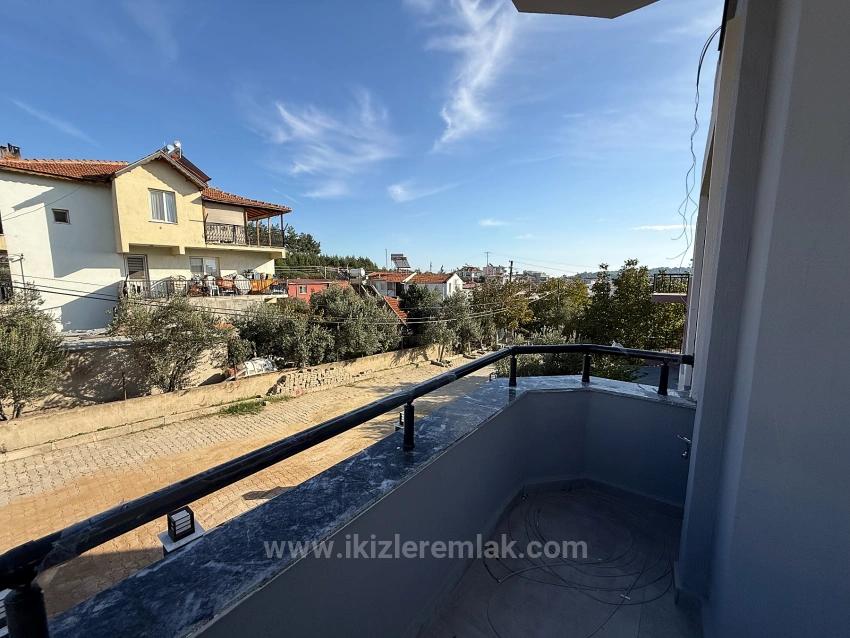 3+1 Eckvilla Mit Meerblick Und Separater Küche In Ürkmez