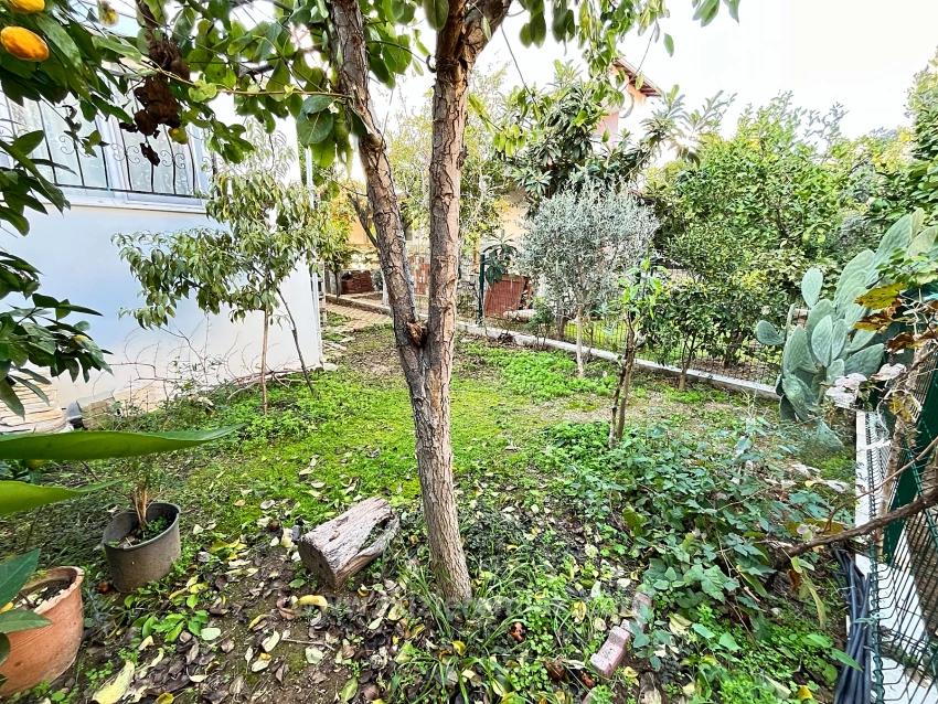Freistehende 4+1-Maisonette-Villa Zum Verkauf In Seferihisar Doğanbey