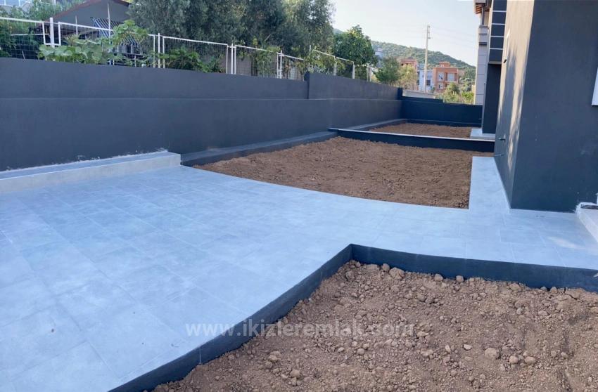 Freistehende Luxusvilla (3+1 Zimmer) Zum Verkauf In Seferihisar Doğanbey