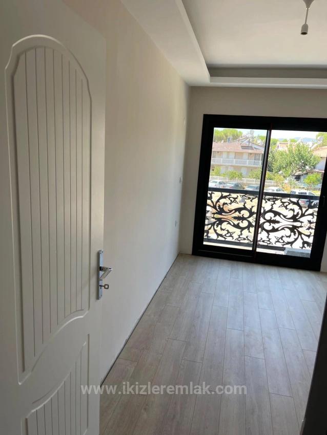 Luxuriöse Und Komfortable Duplex-Villa Am Meer In Seferihisar Ürkmez Zu Verkaufen