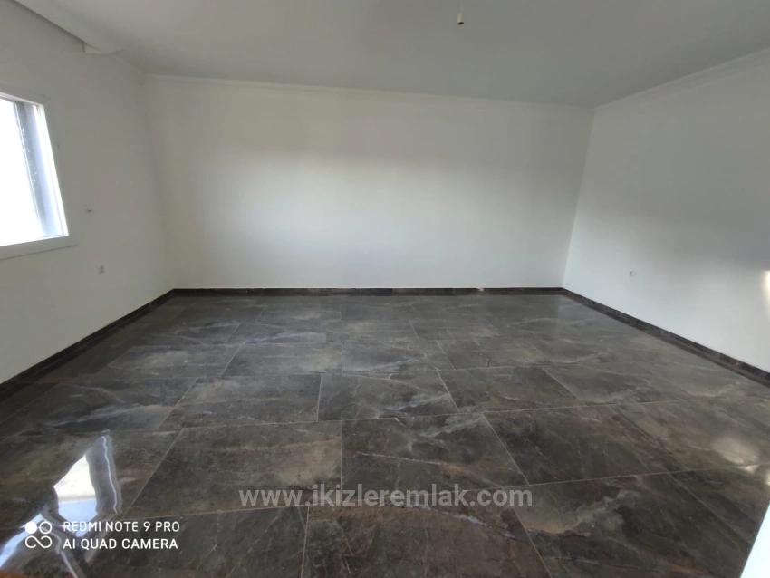 Freistehendes Ferienhaus (4+2) In Doğanbey Zu Verkaufen, Inmitten Der Natur Mit Freiem Meerblick