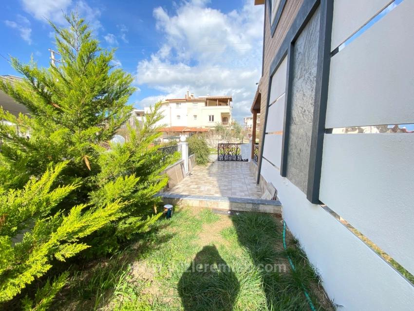 Brandneue Freistehende 3+1-Villa Zum Verkauf Am Meer In Doğanbey