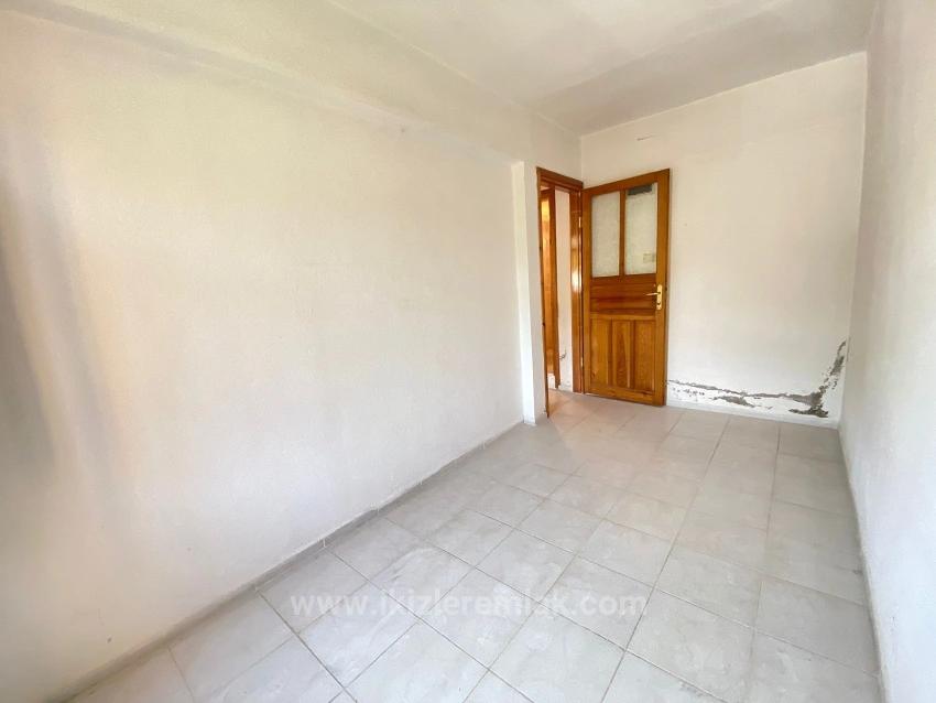 1+1 85 M2 Wohnung Zum Verkauf Am Meer In Seferihisar Ürkmez