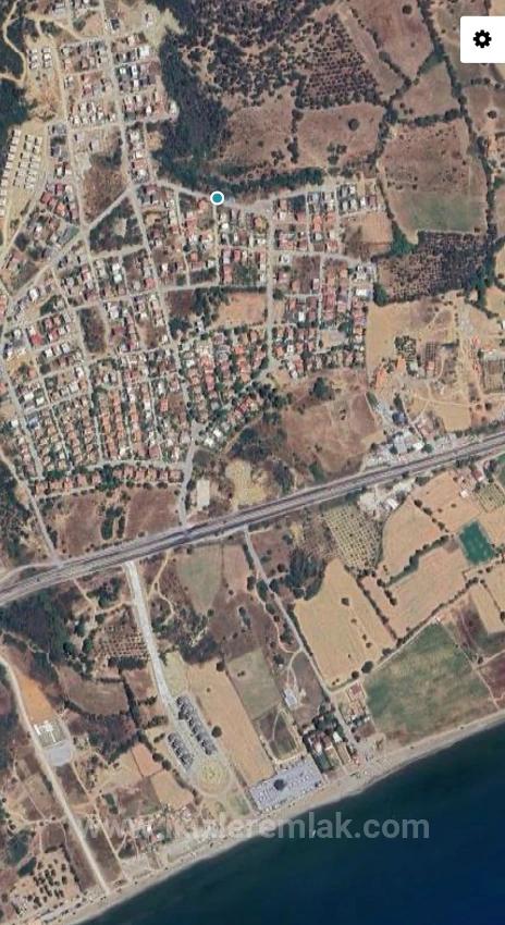 285 Quadratmeter Großes Eckgrundstück Mit Baugenehmigung In Seferihisar Doğanbey Zu Verkaufen