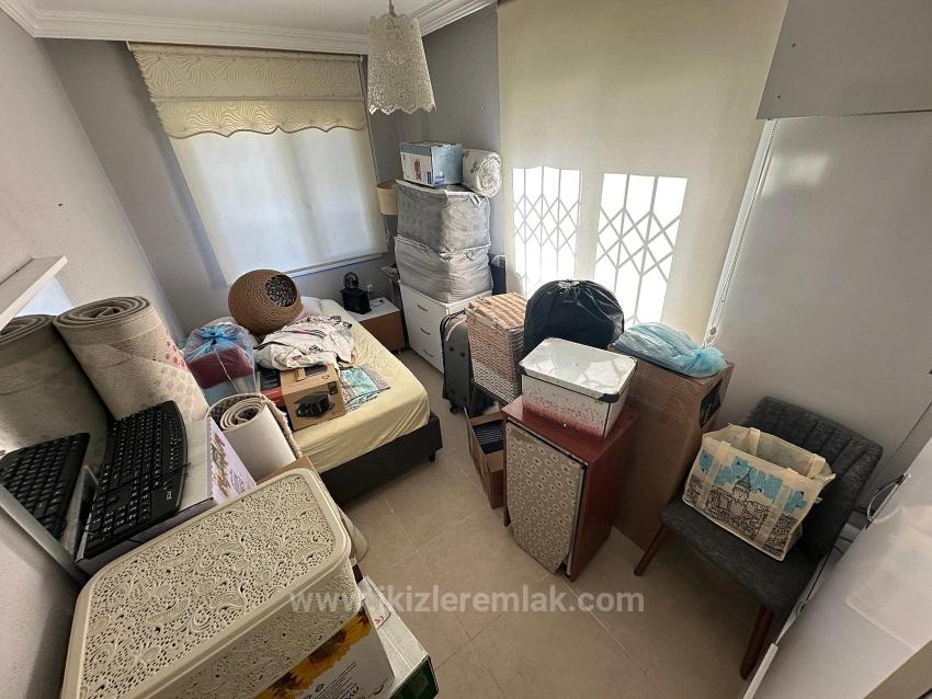 2+1 Wohnung Zum Verkauf Im Zentrum Von Seferihisar Ürkmez, Nahe Am Meer