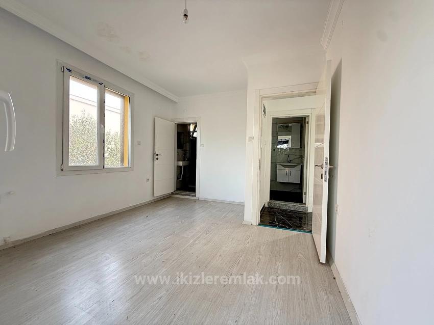 3 + 1 Brandneue Villa Mit Großem Garten Zum Verkauf In Seferihisar Doğanbey