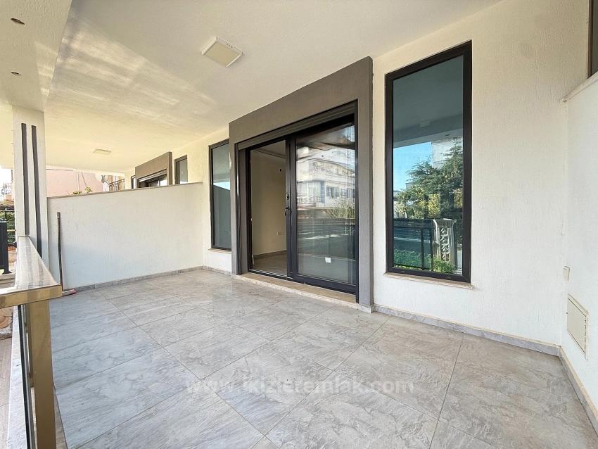 Brandneue 3+1-Maisonette-Villa/Sommerhaus Zum Verkauf In Doğanbey, Seferihisar.