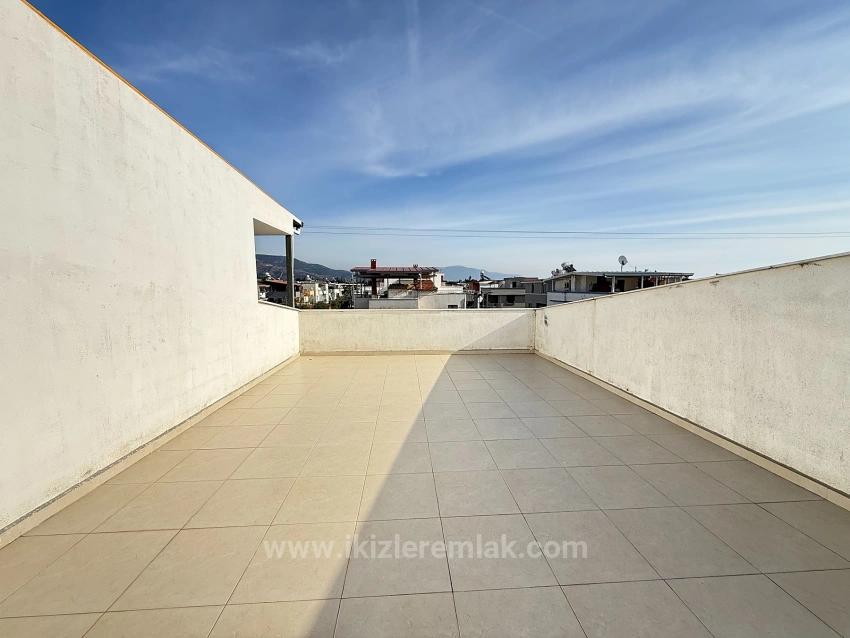 Brandneue 3+1-Maisonette-Villa/Sommerhaus Zum Verkauf In Doğanbey, Seferihisar.