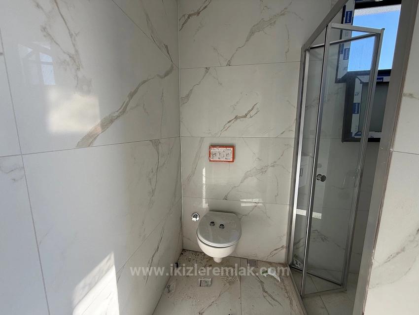 Brandneues 2+1-Maisonette-Sommerhaus Mit Garten In Doğanbey, Seferihisar Zu Verkaufen.