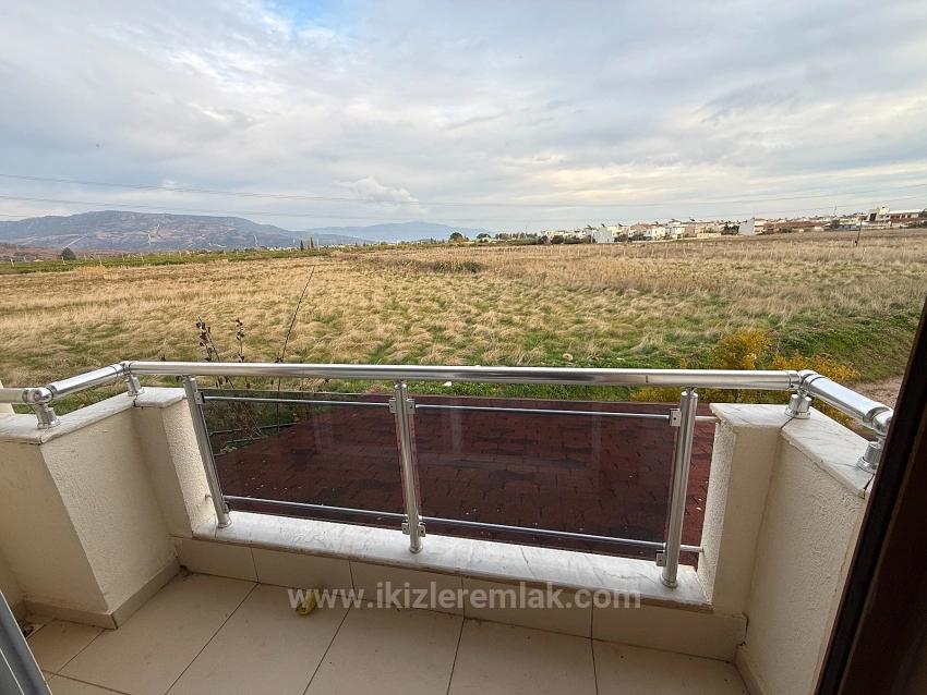 5+1-Maisonette-Villa Mit Großem Garten In Doğanbey, Seferihisar Zu Verkaufen