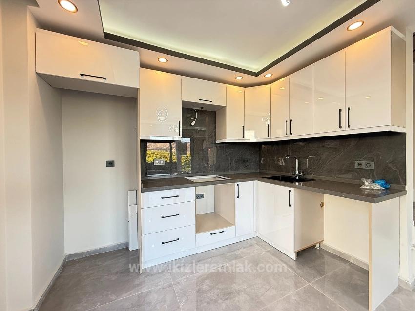 Luxuriöse, Brandneue 3+1-Zimmer-Villa Mit Garten In Meeresnähe In Doğanbey, Seferihisar, Zu Verkaufen.