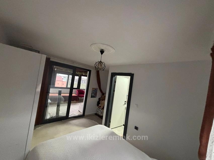 3+1 Maisonette-Ferienhaus Mit Garten Zum Verkauf In Seferihisar Doğanbey