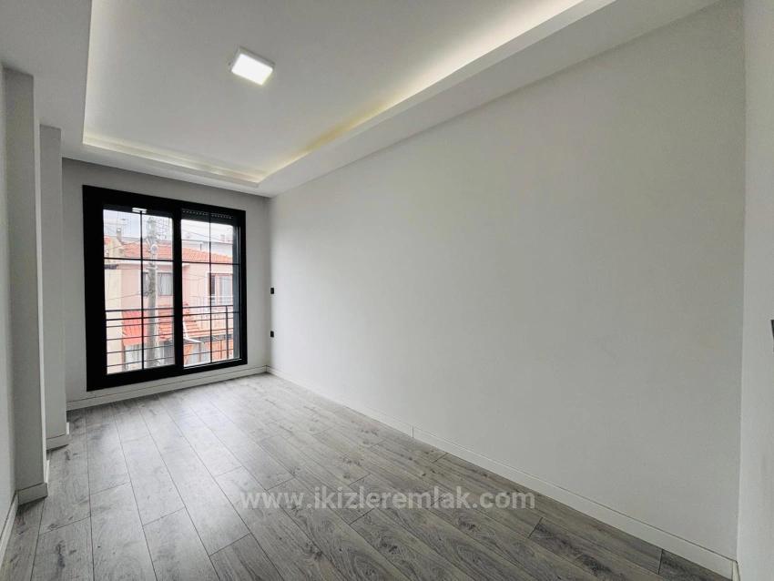 3+1 Maisonette-Villa Zum Verkauf Im Zentrum Von Seferihisar Doğanbey