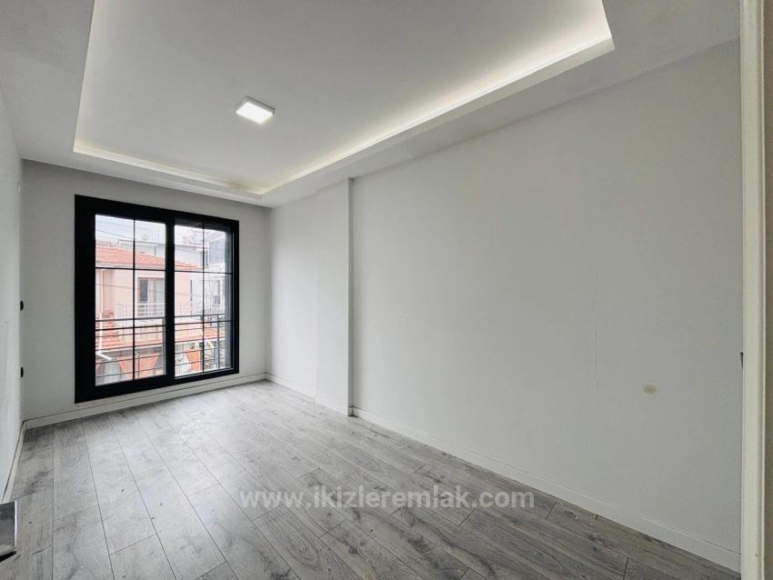 3+1 Maisonette-Villa Zum Verkauf Im Zentrum Von Seferihisar Doğanbey