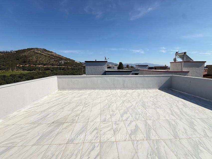 Freistehende 3+1-Villa Mit Großem Garten Zum Verkauf In Seferihisar Doğanbey