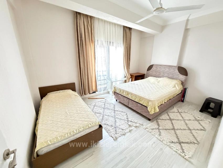 Großzügige 3+1 Villa/Sommerhaus Zu Einem Erschwinglichen Preis In Ürkmez, Seferihisar Zu Verkaufen.