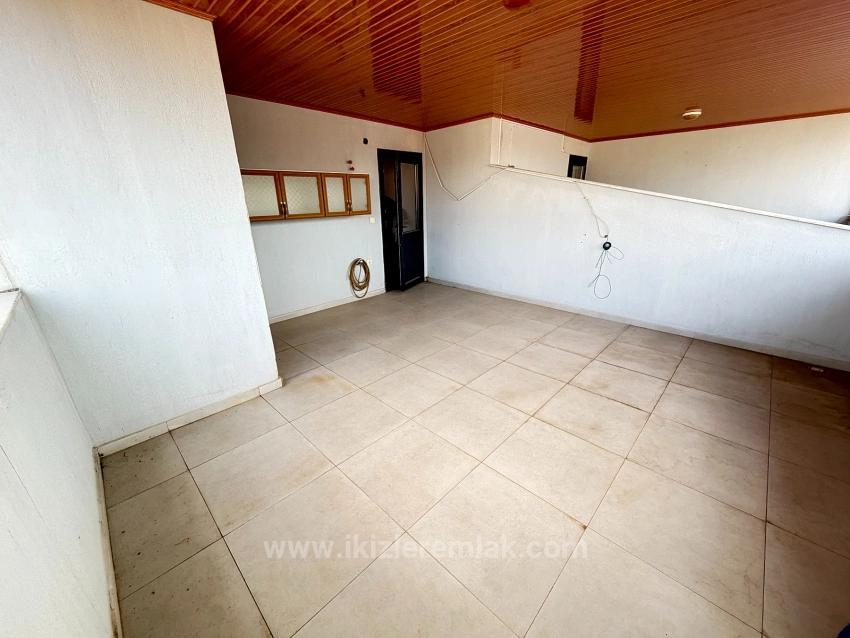 Großzügige 3+1 Villa/Sommerhaus Zu Einem Erschwinglichen Preis In Ürkmez, Seferihisar Zu Verkaufen.