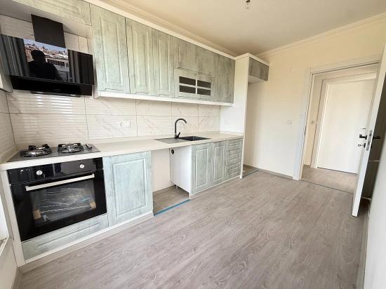 3 + 2 Maisonette-Wohnung Mit Neuem Aufzug Zum Verkauf Im Zentrum Von Seferihisar Ürkmez