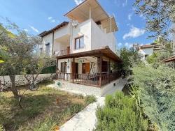 3+1-Zimmer Sommerhaus Zu Verkaufen in Cumhuriyet Bz. Seferihisar Doğanbey - 160 m²